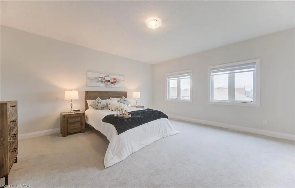 546 Bridgemill Crescent
