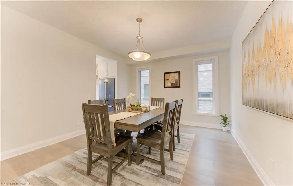 546 Bridgemill Crescent