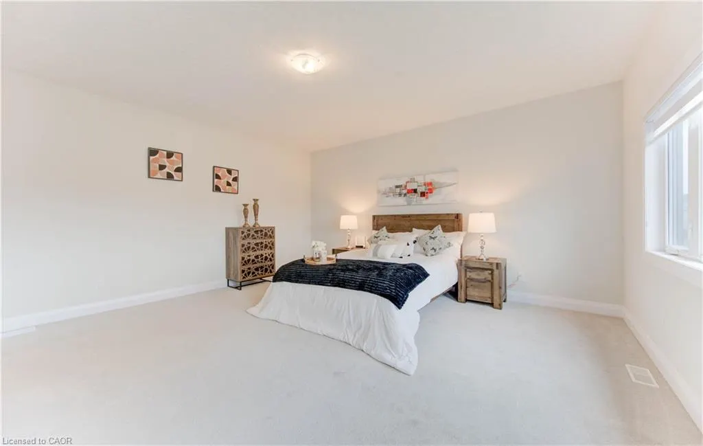 546 Bridgemill Crescent