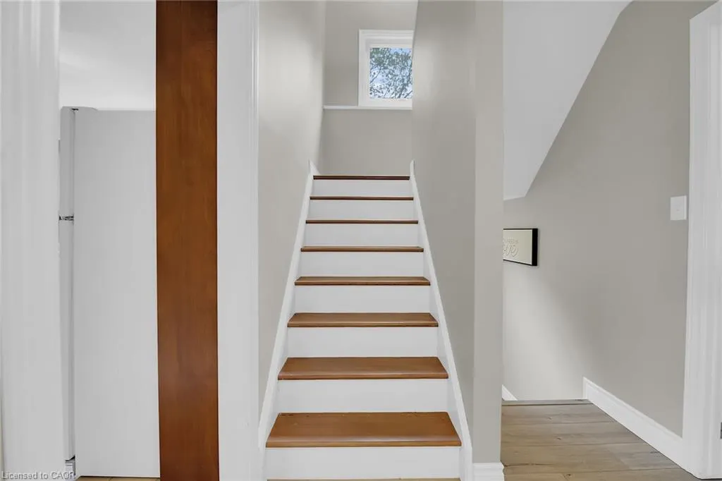 10 Emily Street