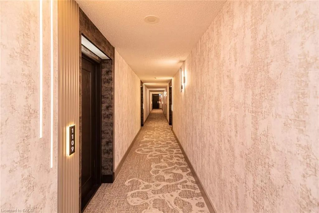 1276 Maple Crossing Boulevard, #1109