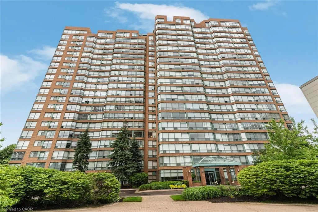 1276 Maple Crossing Boulevard, #1109