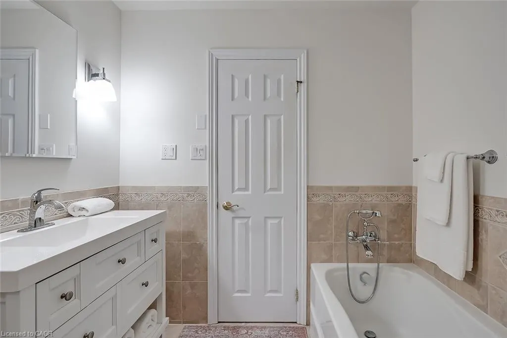 1580 Kerns Road, #5