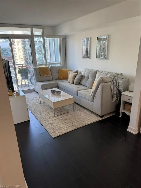 15 Iceboat Terrace, #1805