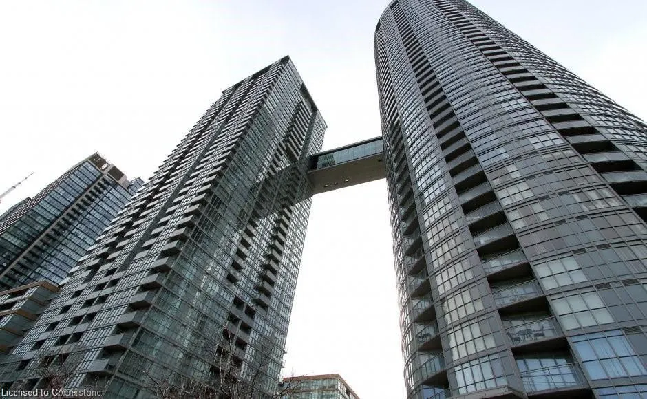 15 Iceboat Terrace, #1805