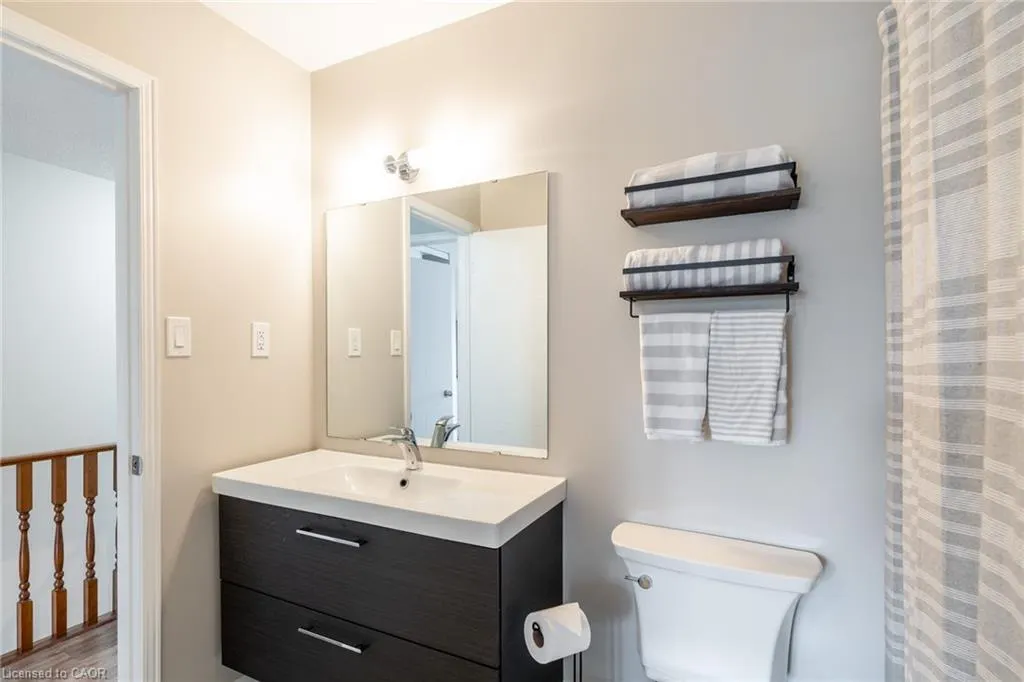 895 Maple Avenue, #118