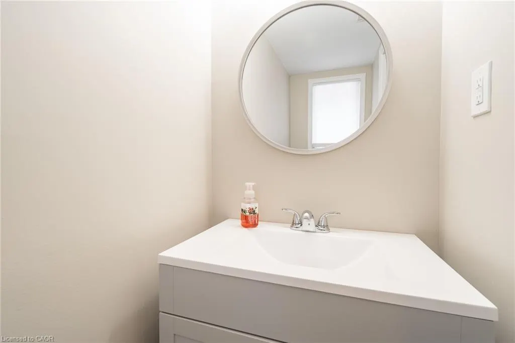 895 Maple Avenue, #118