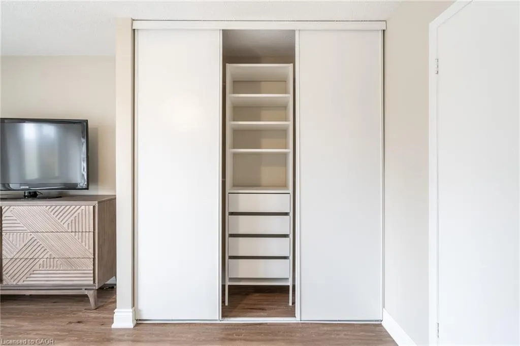 895 Maple Avenue, #118