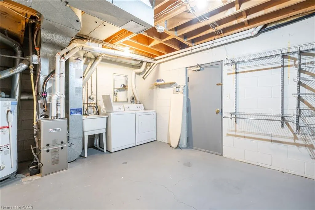 895 Maple Avenue, #118