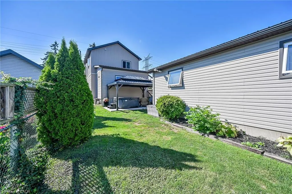 533 Cochrane Road