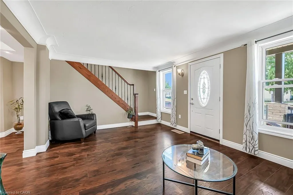 533 Cochrane Road