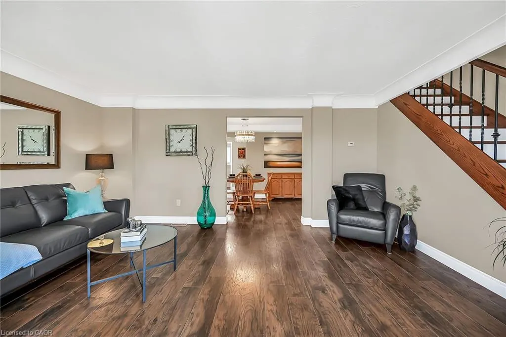533 Cochrane Road