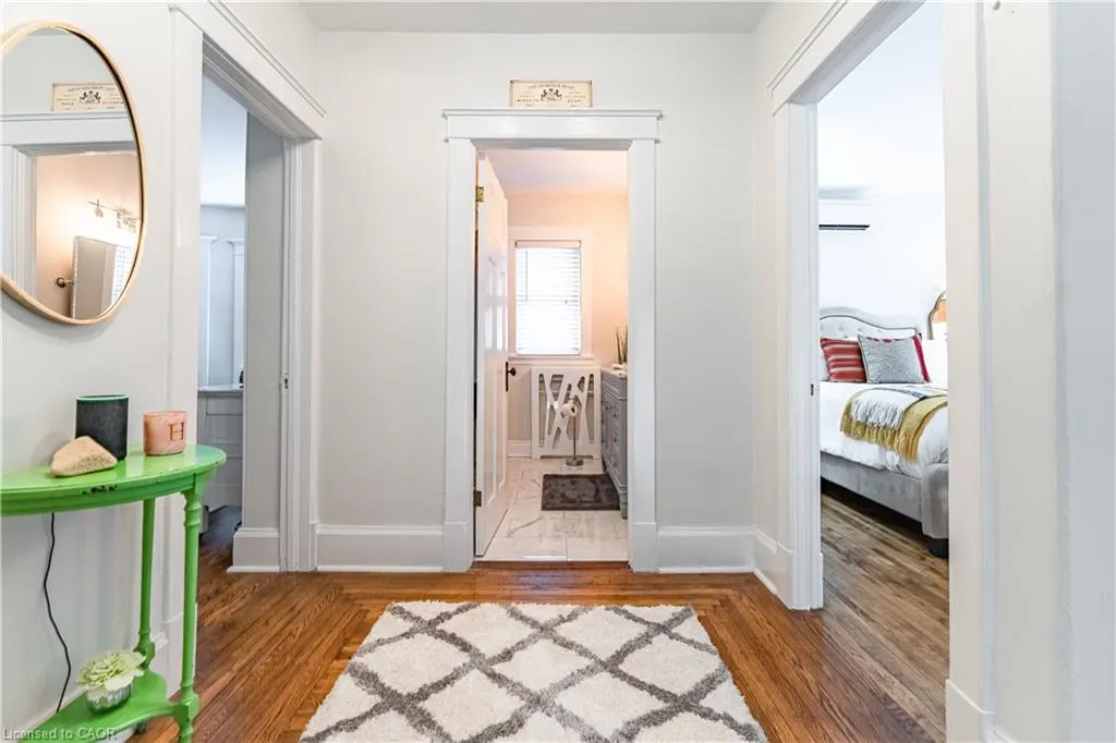 98 Sherman Avenue S