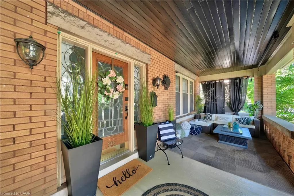98 Sherman Avenue S