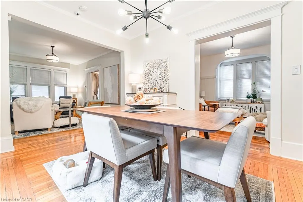 98 Sherman Avenue S