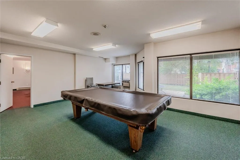 10 Ellen Street E, #808