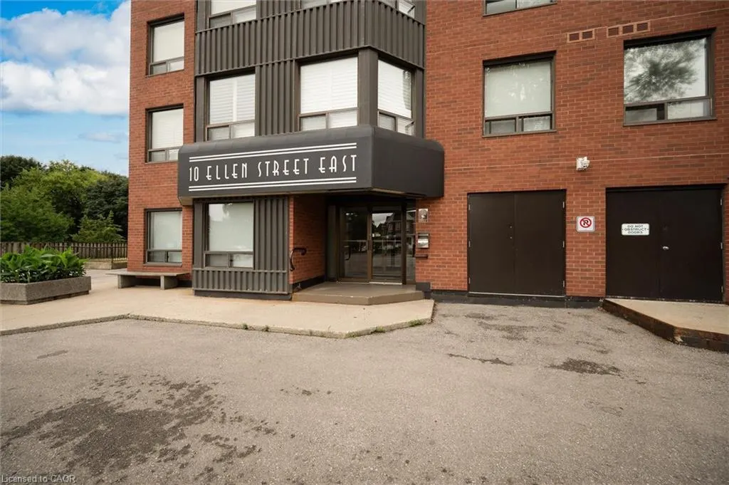 10 Ellen Street E, #808