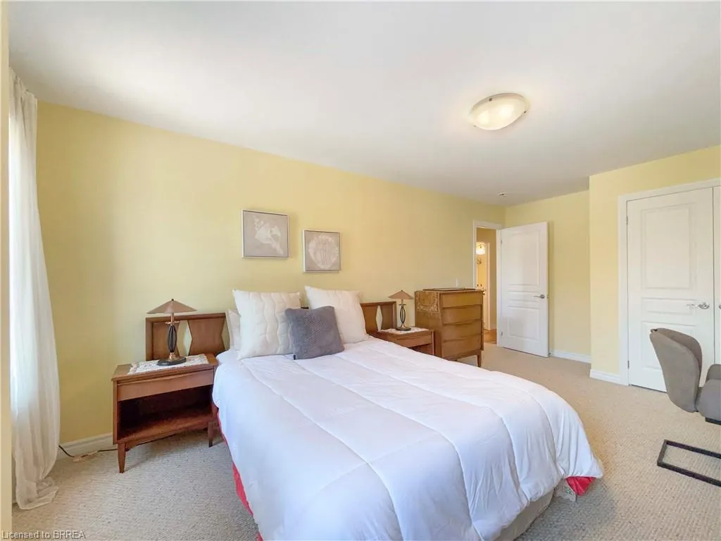 80 Willow Street, #8