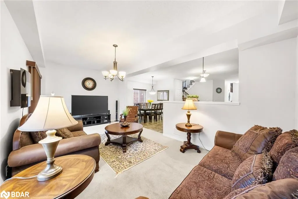 382 Woodbine Avenue