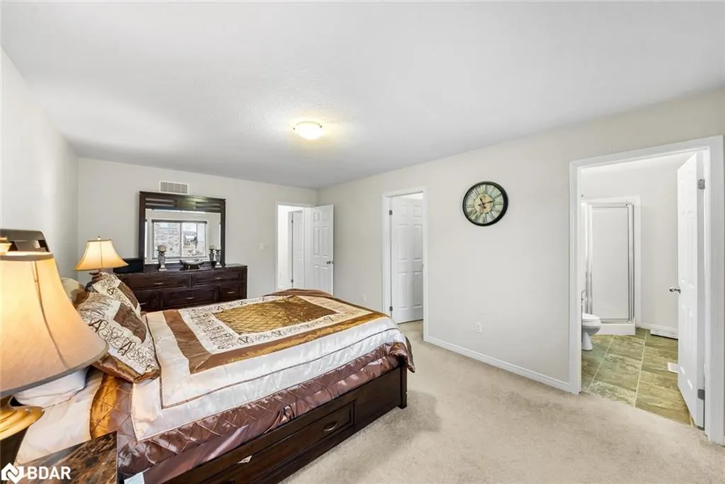 382 Woodbine Avenue