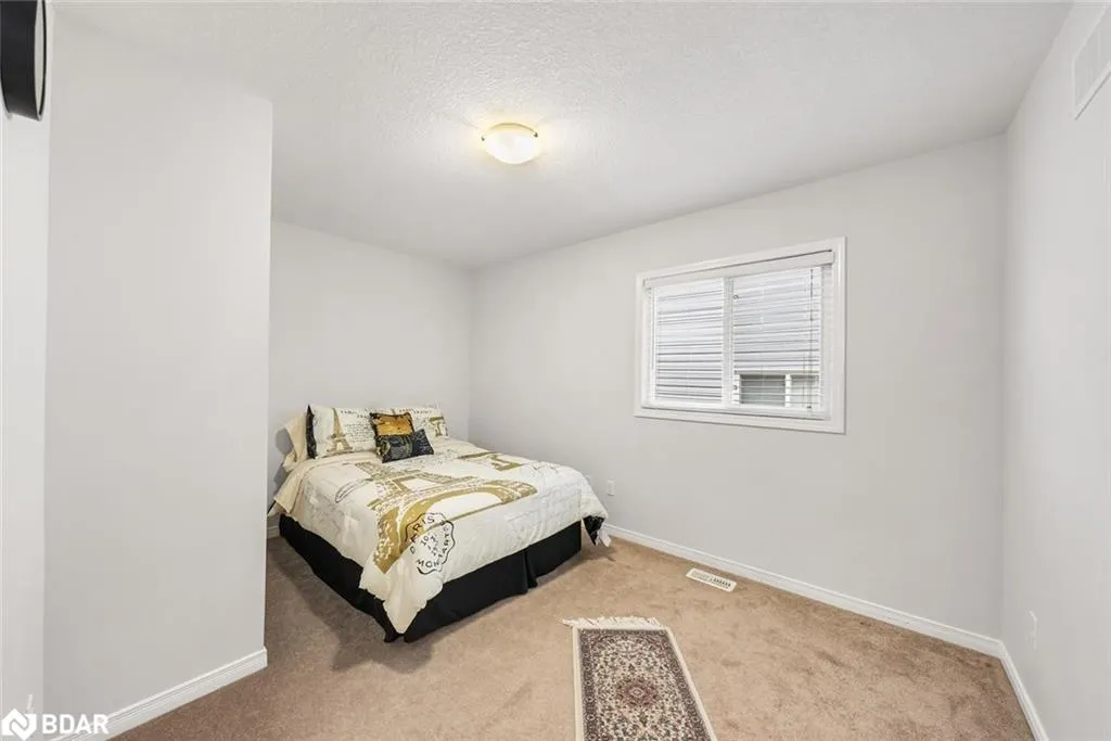 382 Woodbine Avenue