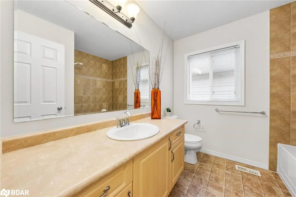 382 Woodbine Avenue