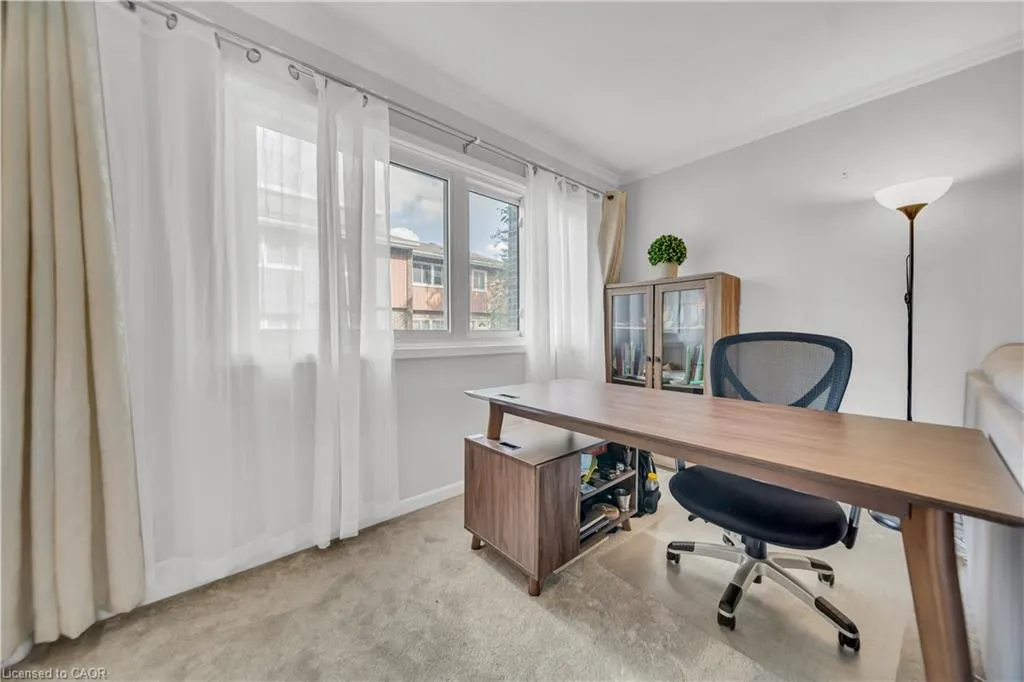 121 University Avenue E, #101