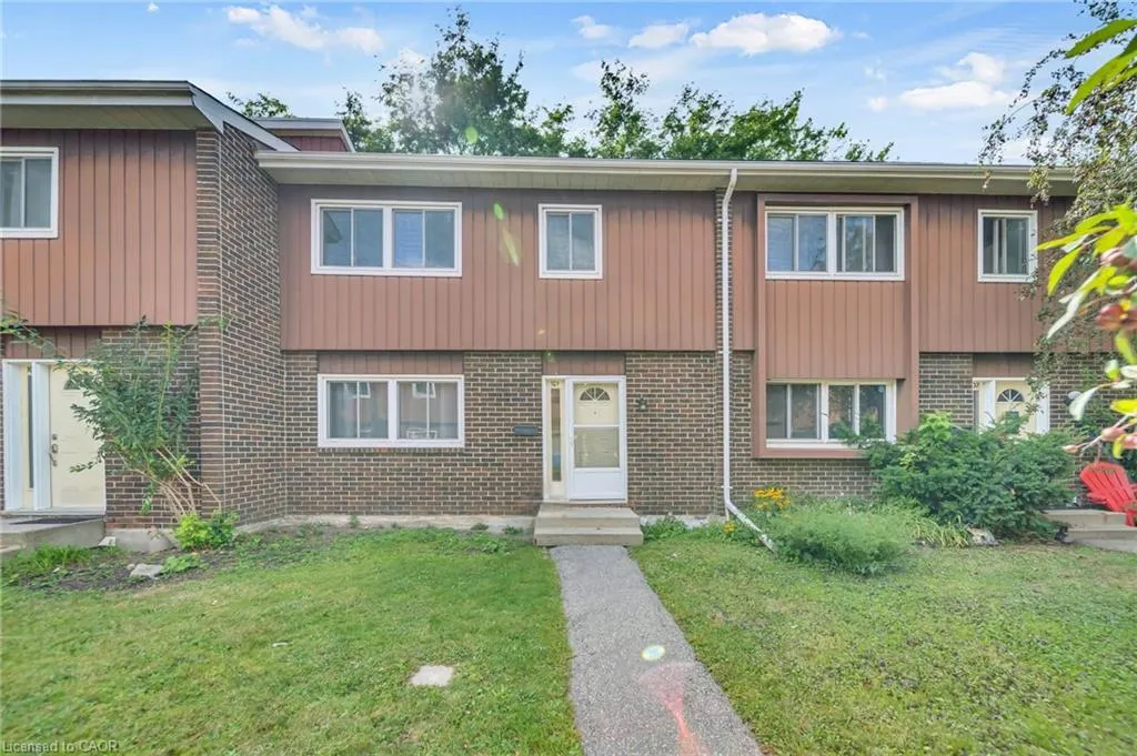 121 University Avenue E, #101