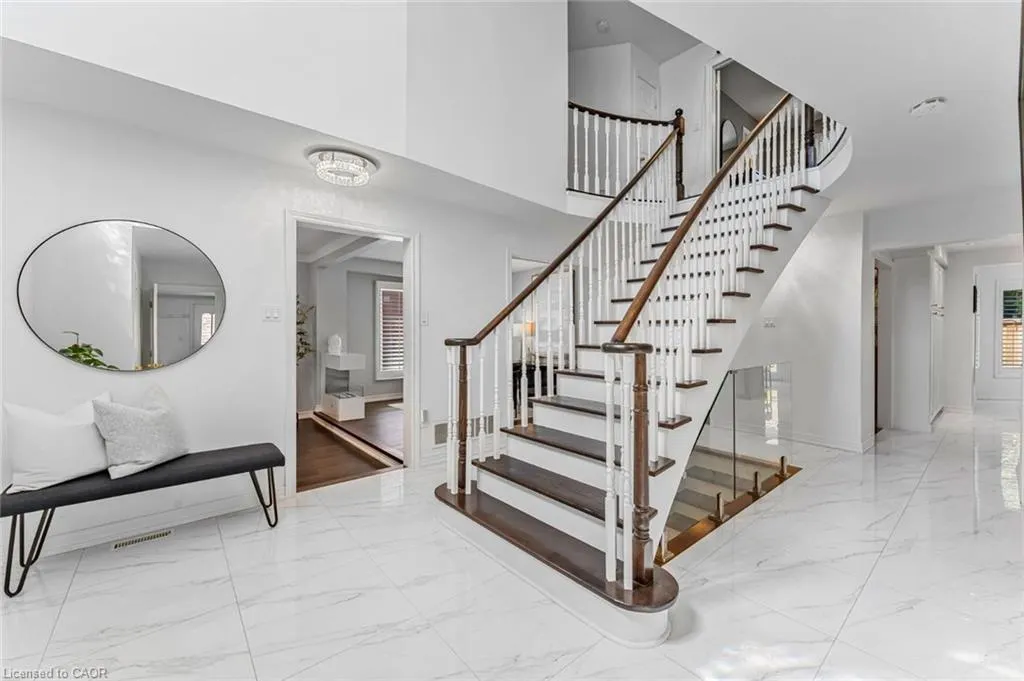 2816 Rosewood Lane