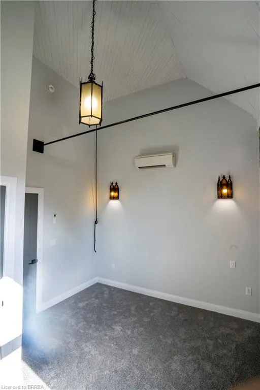 130 Elgin Street, #4