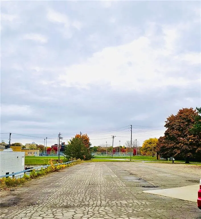 192 Mary Street, #2