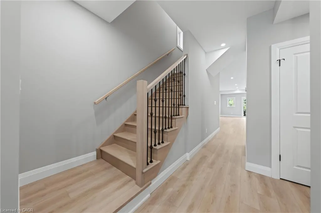 112 Kehl Street, #Upper Unit