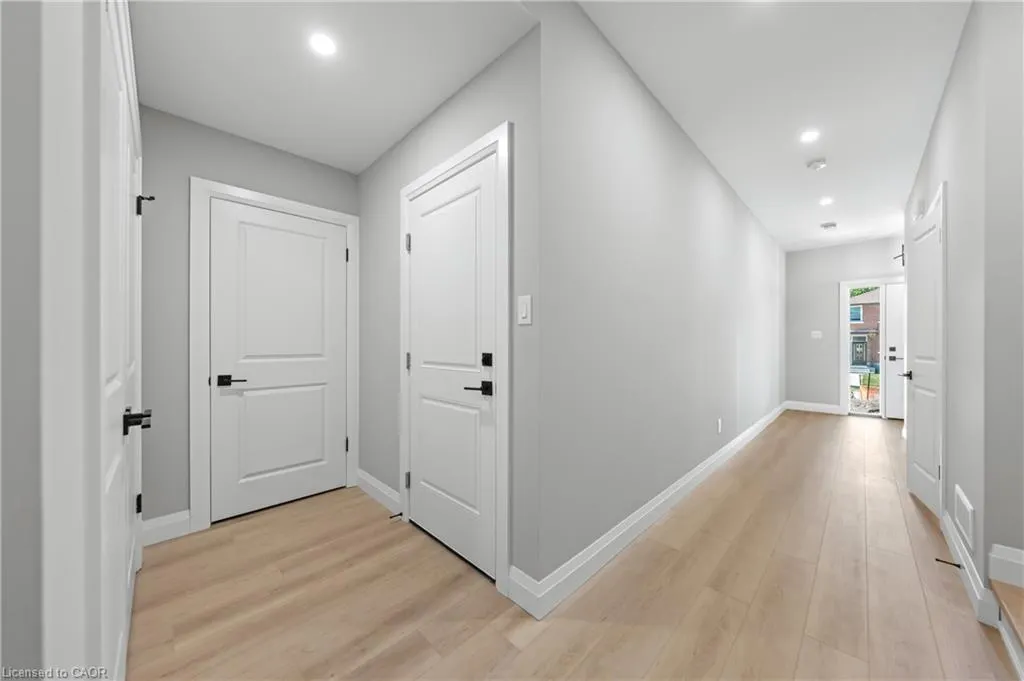 112 Kehl Street, #Upper Unit