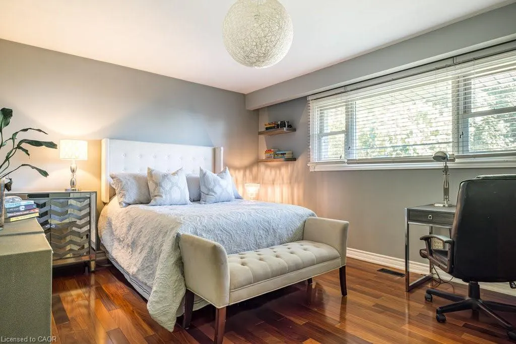 822 Danforth Place