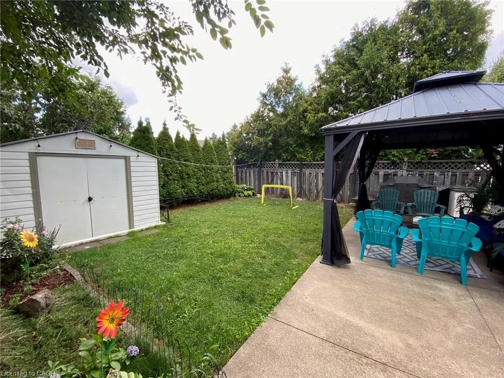 6 Adler Avenue