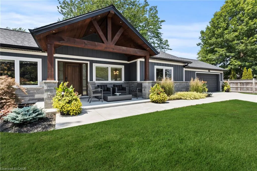3886 Glenview Drive