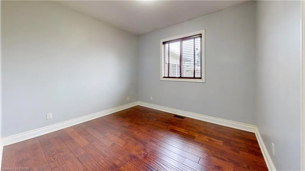 2 Angel Court