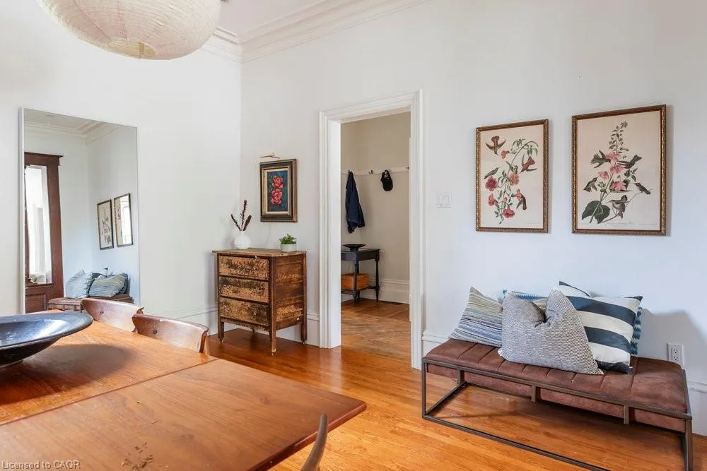 115 Locke Street N