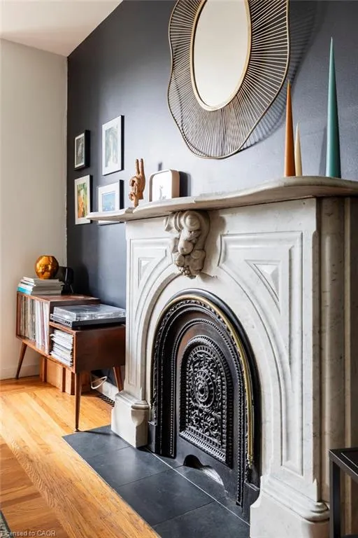 115 Locke Street N