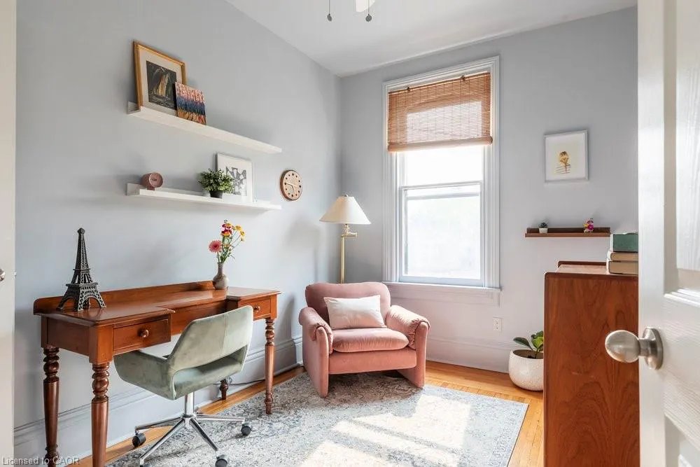 115 Locke Street N