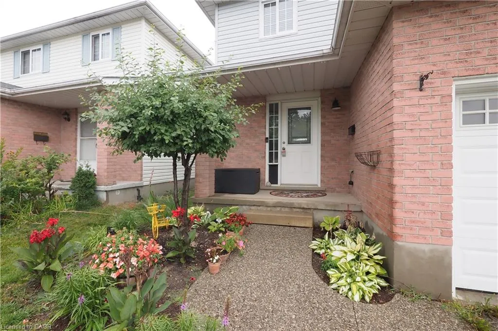 22 Beechmanor Crescent