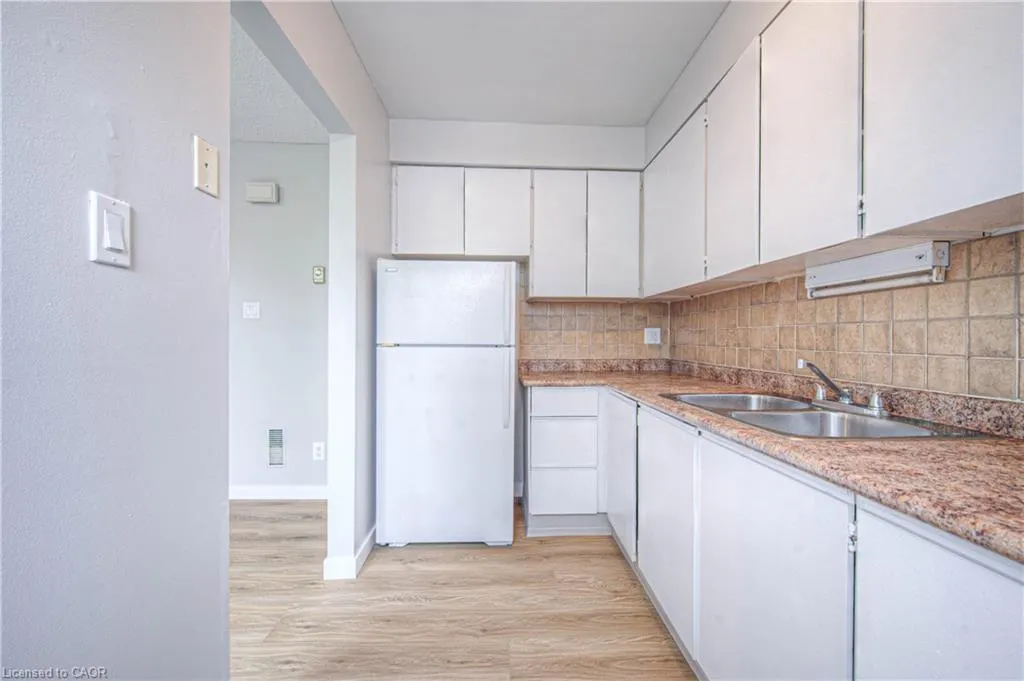 135 Chalmers Street S, #65