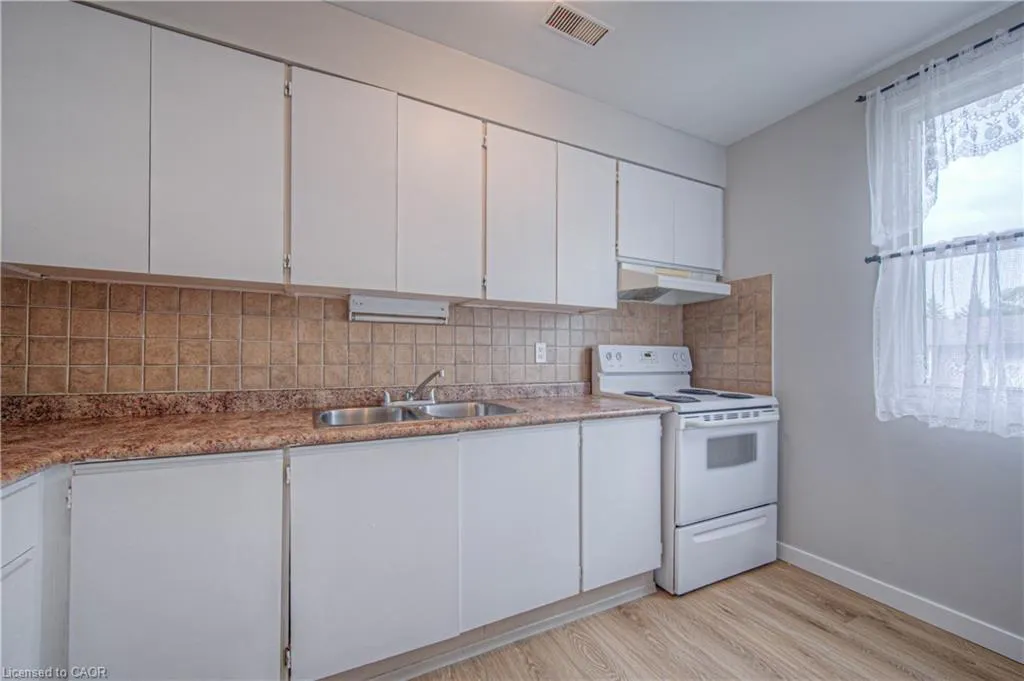 135 Chalmers Street S, #65