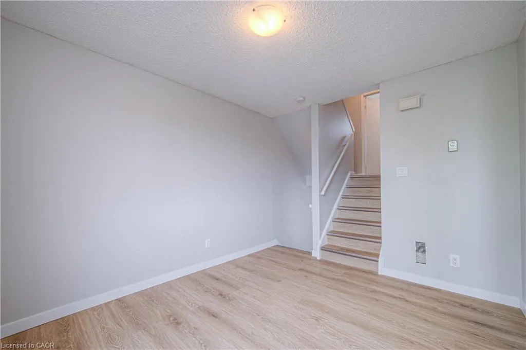 135 Chalmers Street S, #65