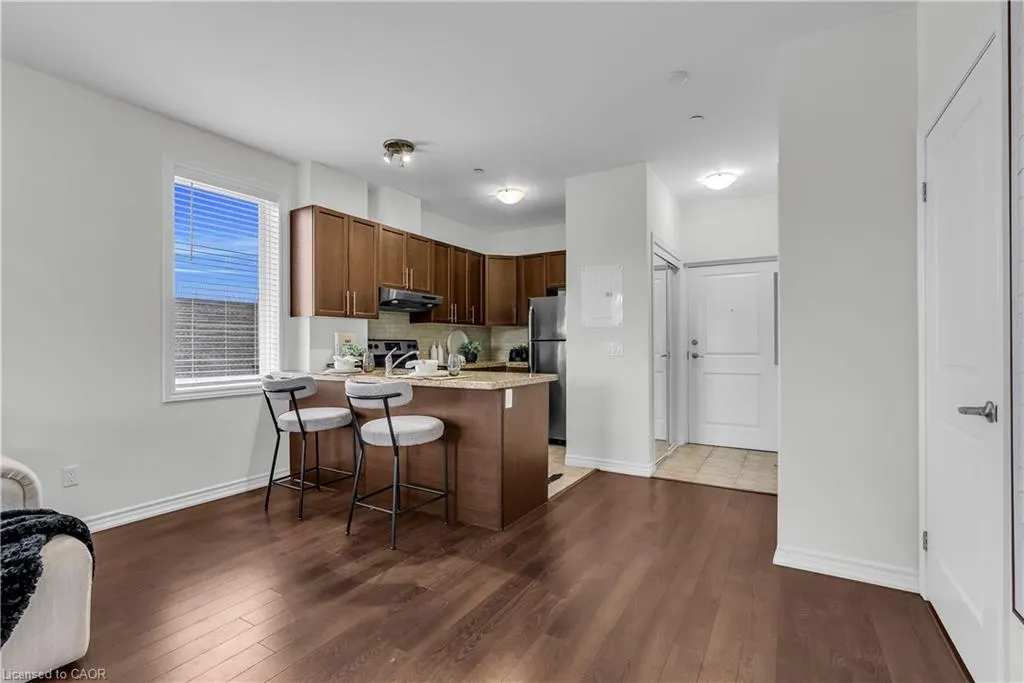 95 Wilson Street W, #314