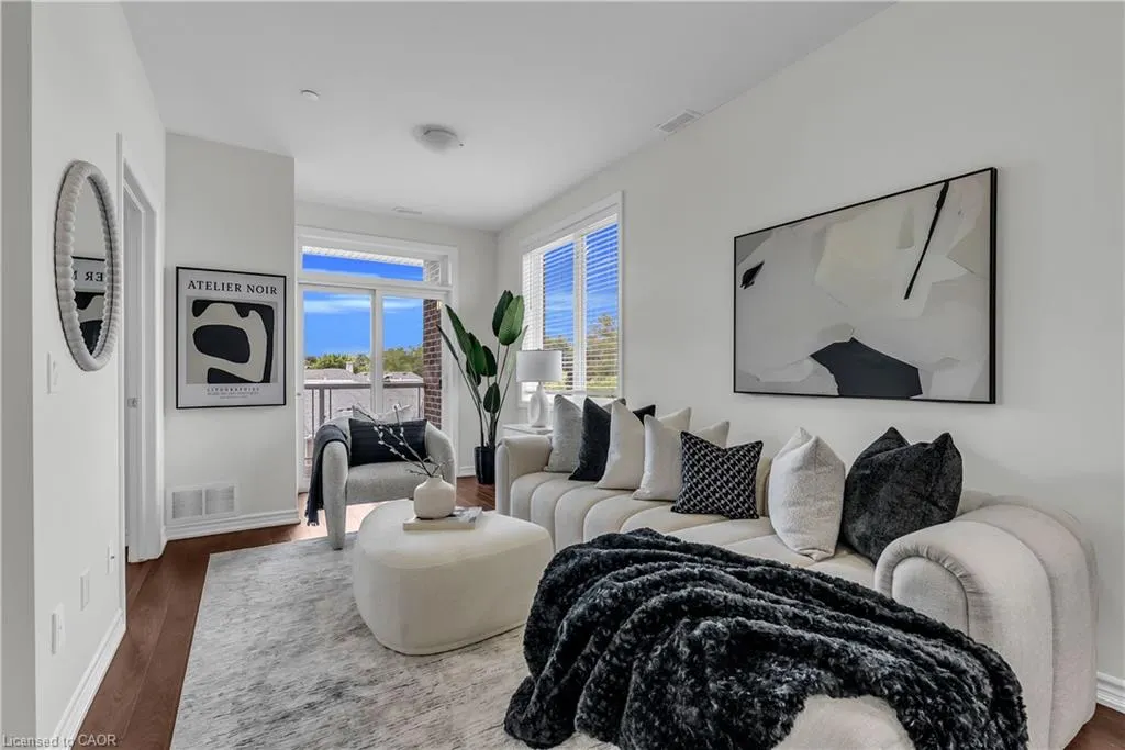 95 Wilson Street W, #314