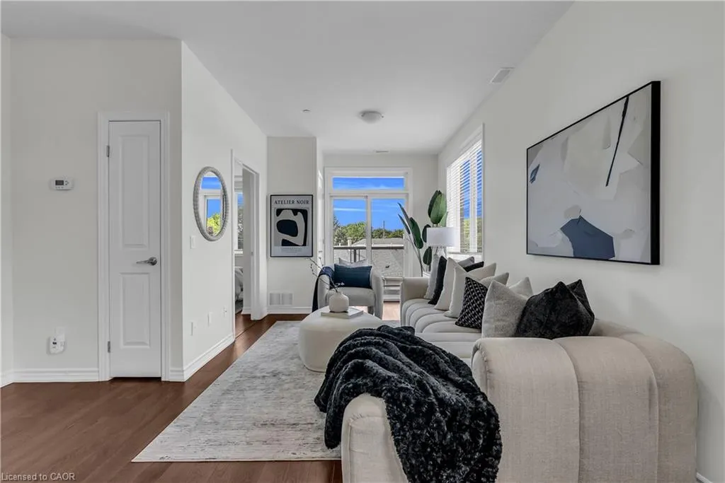 95 Wilson Street W, #314