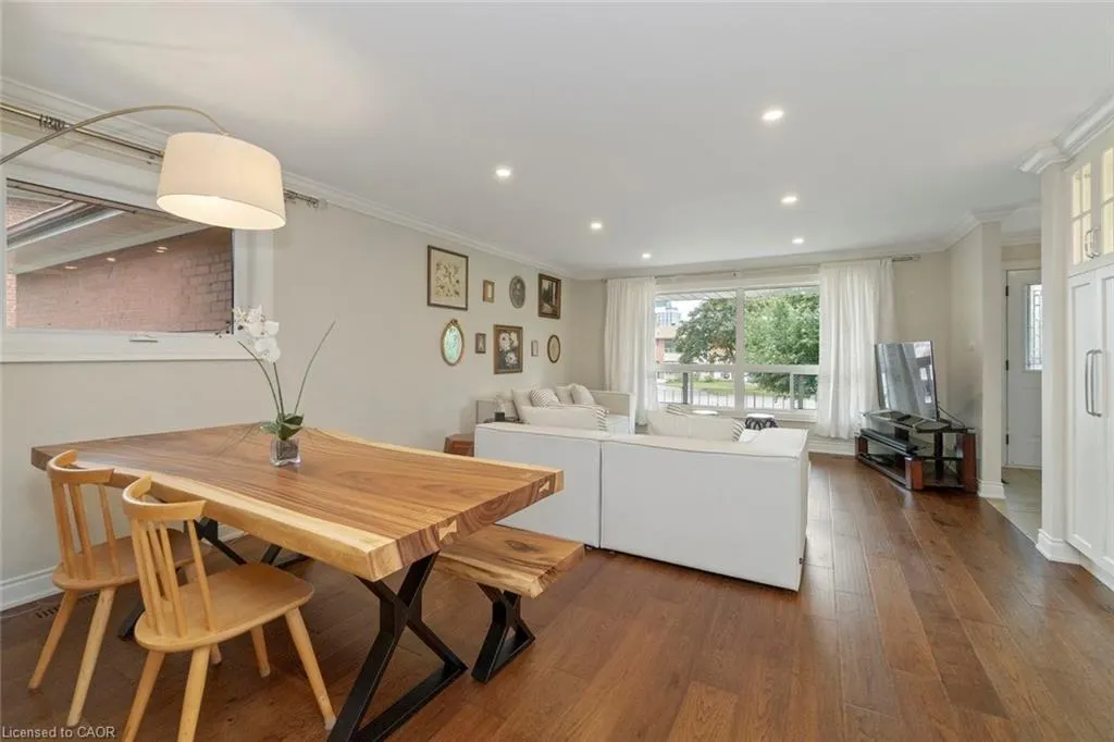 511 Ettridge Court
