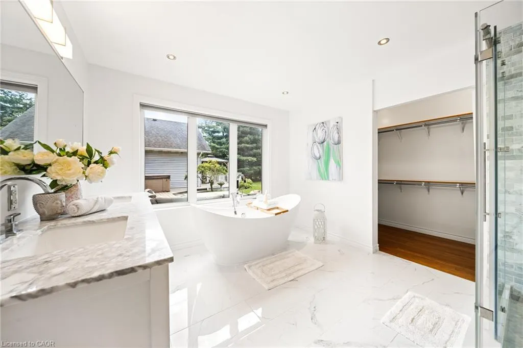 399 Old Brock Road