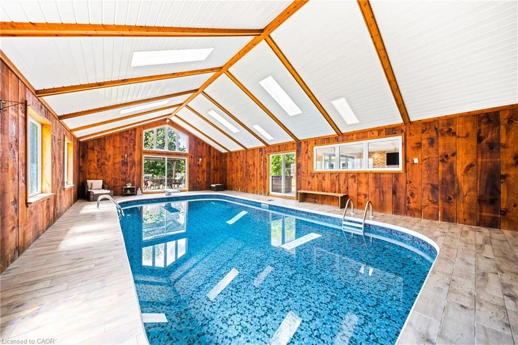 399 Old Brock Road